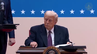 VOX lleva años pidiendo la retirada del Acuerdo de Paris.  Trump ya se va.