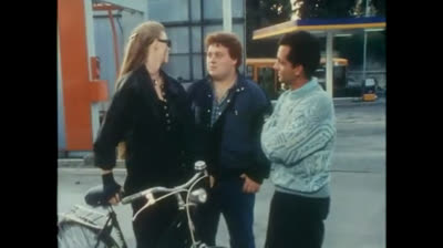 I ragazzi della 3C 1x04 Tutti al mare