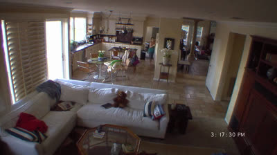 Atividade Paranormal 2 Dublado Logan